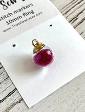 Load image into Gallery viewer, Purple Sand Globes - TSL Stitch Markers
