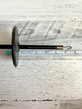 Lade das Bild in den Galerie-Viewer, Mongold Graphite Mid Whorl Black Drop Spindle
