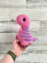 Lade das Bild in den Galerie-Viewer, Amethyst &amp; Pink - Chubby Dinosaur
