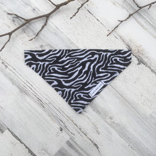 Cargar imagen en el visor de la galería, Zebra Print - Slip On Pet Bandana
