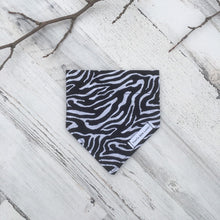 Cargar imagen en el visor de la galería, Zebra Print - Slip On Pet Bandana
