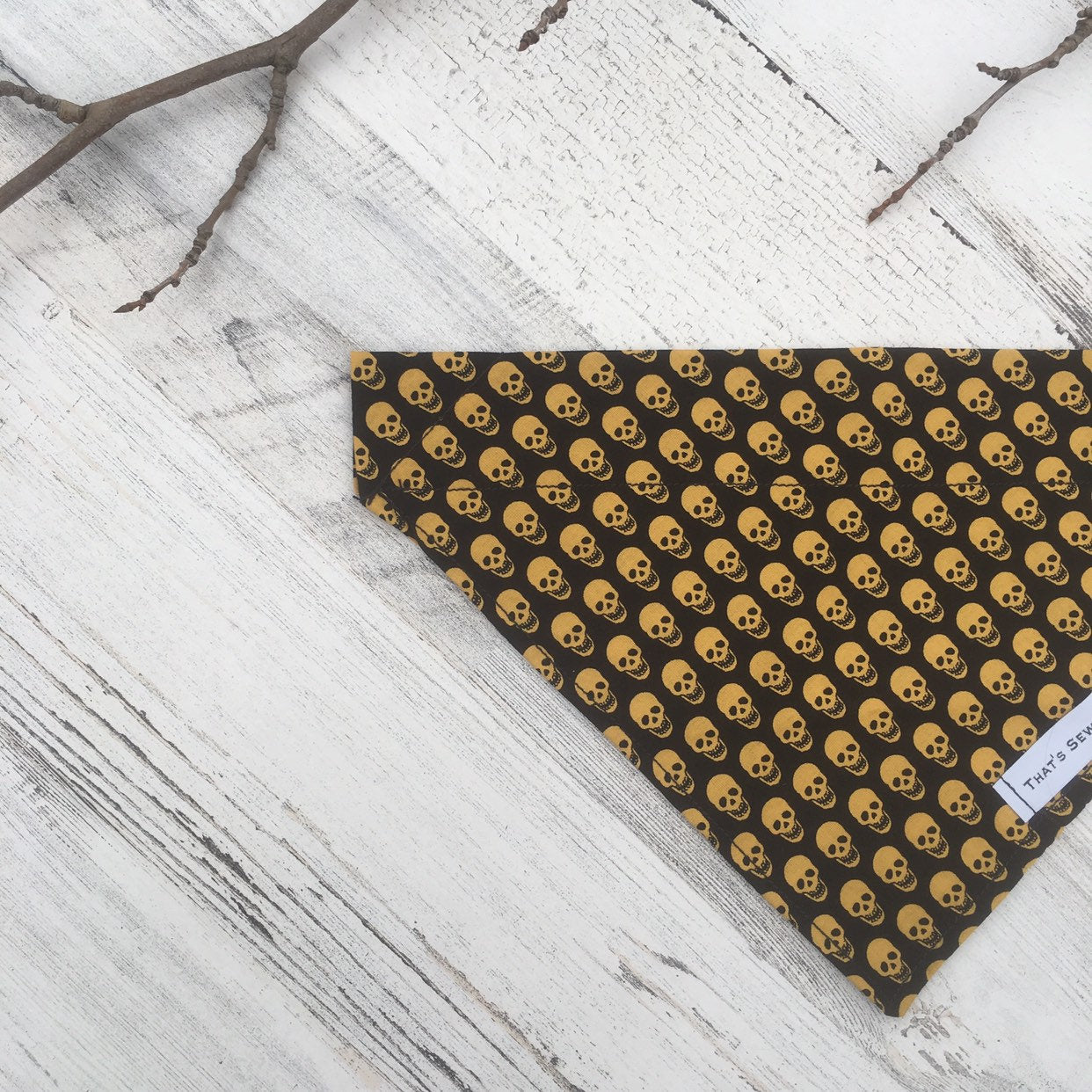 Yellow Skulls - Slip On Pet Bandana