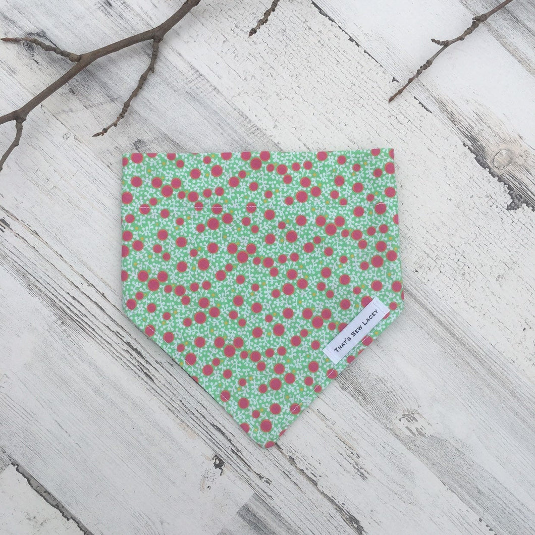 Green Berries - Slip On Pet Bandana