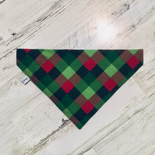 Cargar imagen en el visor de la galería, Christmas Plaid - Slip On Pet Bandana
