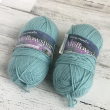 Charger l&#39;image dans la galerie, Mary Maxim Mellowspun Soft - Sport/DK - 170 Aqua
