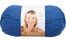 Cargar imagen en el visor de la galería, Colonial Blue 109 - Vanna’s Choice Yarn
