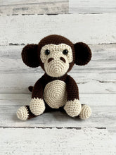 Lade das Bild in den Galerie-Viewer, Cuddly Monkey
