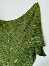 Charger l&#39;image dans la galerie, The Indy Wrap - Knitting

