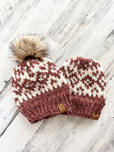 Cargar imagen en el visor de la galería, Fair Isle Diamonds with Faux Fur Pom
