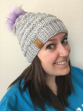 Lade das Bild in den Galerie-Viewer, Gray Treble Beanie
